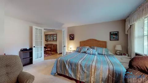 728 Beach Dr, Willard, OH 44890 photo 5