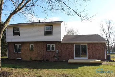 326 Random Rd St, Upper Sandusky, OH 43351 photo 2