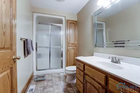 517 E 4th St, Ottawa, OH 45875 photo 14