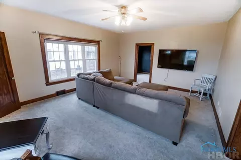 517 E 4th St, Ottawa, OH 45875 photo 7