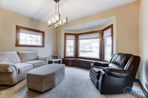 517 E 4th St, Ottawa, OH 45875 photo 8