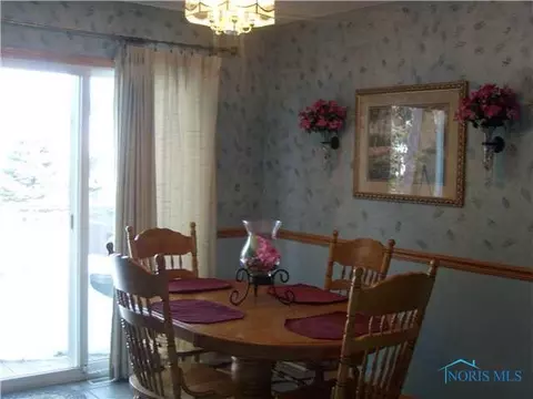 112 Fairview, Lyons, OH 43533 photo 7