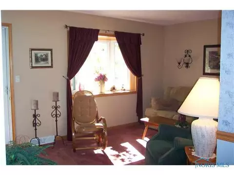 112 Fairview, Lyons, OH 43533 photo 4