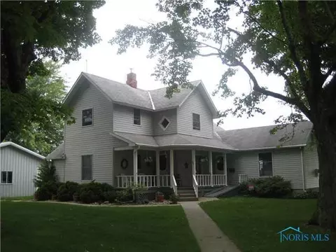 202 W Elm St, Edon, OH 43518 photo 1