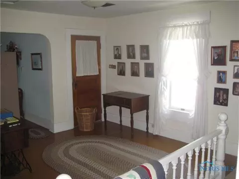 202 W Elm St, Edon, OH 43518 photo 9