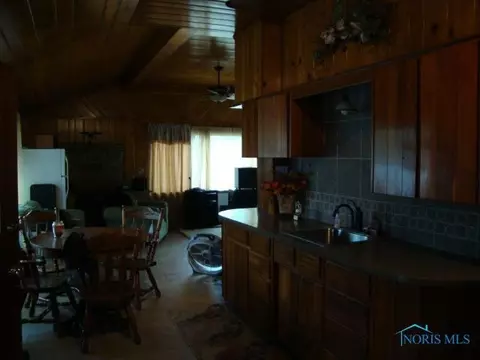 304 S Wilhelm, Holgate, OH 43527 photo 20