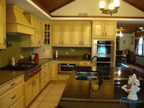 304 S Wilhelm, Holgate, OH 43527 photo 16