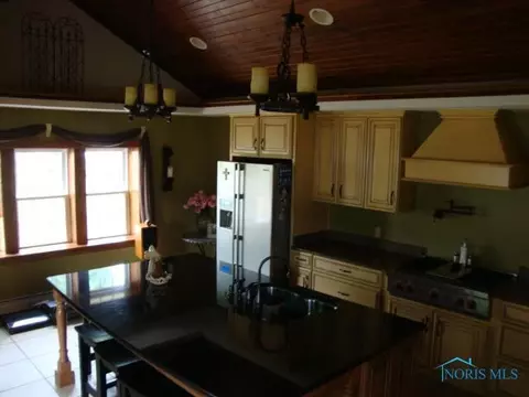 304 S Wilhelm, Holgate, OH 43527 photo 12