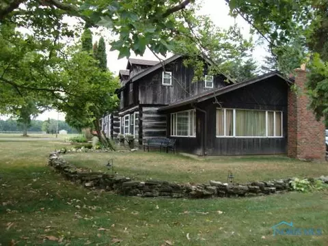 304 S Wilhelm, Holgate, OH 43527 photo 3