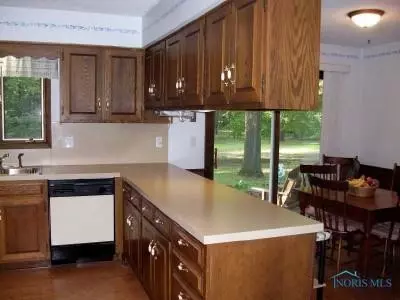 2124 Co Rd E, Swanton, OH 43558 photo 7