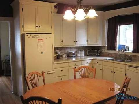 121 Maple, Wayne, OH 43466 photo 5