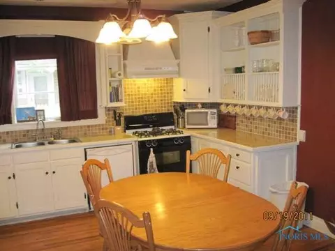 121 Maple, Wayne, OH 43466 photo 4