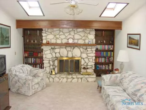 411 Cardinal Dr, Bryan, OH 43506 photo 8