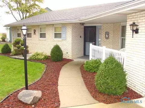 411 Cardinal Dr, Bryan, OH 43506 photo 1