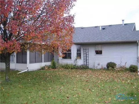 1706 Colonial Ln, Bryan, OH 43506 photo 3