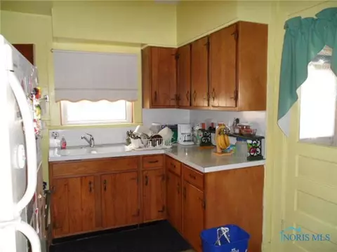 1403 Upton Ave, Toledo, OH 43607 photo 3
