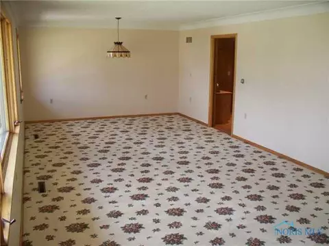 893 E Graceway, Napoleon, OH 43545 photo 4