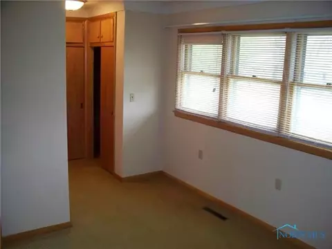 893 E Graceway, Napoleon, OH 43545 photo 11