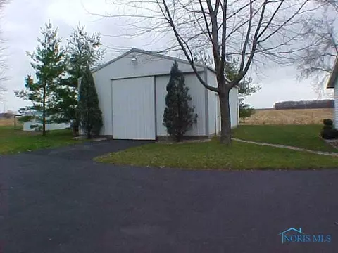 4307 Farmer Mark, Bryan, OH 43506 photo 6