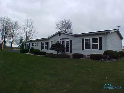 4307 Farmer Mark, Bryan, OH 43506 photo 3
