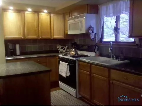 812 S Lynn, Bryan, OH 43506 photo 3