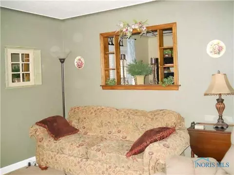 803 Main, Delta, OH 43515 photo 3