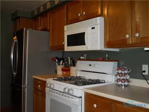 803 Main, Delta, OH 43515 photo 5