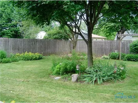 818 Maple, Waterville, OH 43566 photo 15