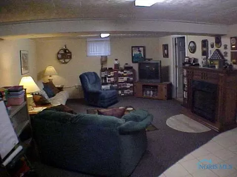 425 N Main, Bryan, OH 43506 photo 9