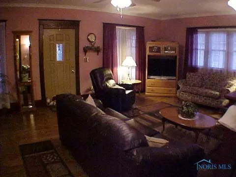 425 N Main, Bryan, OH 43506 photo 6