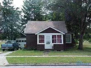 810 E Wilson St, Bryan, OH 43506 photo 1