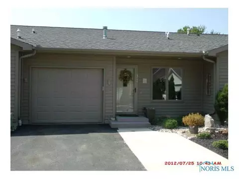 304 Park Pl, Archbold, OH 43502 photo 2