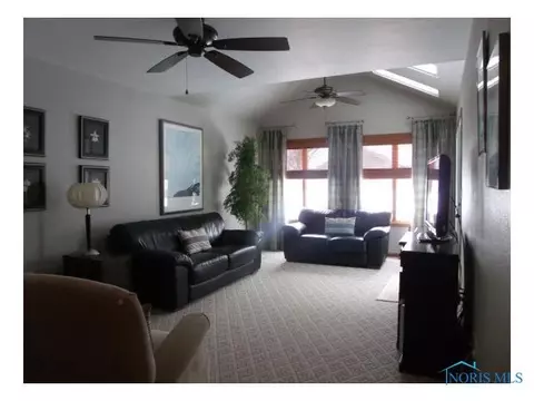 304 Park Pl, Archbold, OH 43502 photo 6