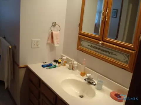 3144 Springtime, Oregon, OH 43616 photo 16