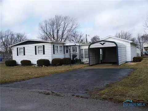 128 E Barnes, Napoleon, OH 43545 photo 1