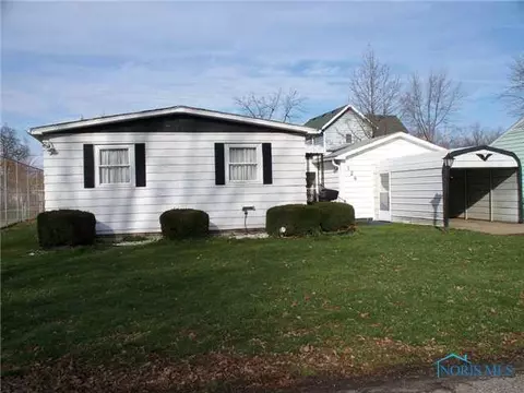 128 E Barnes, Napoleon, OH 43545 photo 15