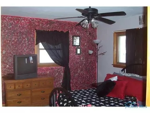 437 E Wilson, Bryan, OH 43506 photo 7