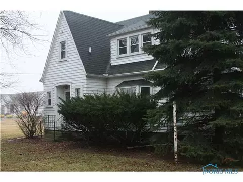 7538 Cedar Pt, Oregon, OH 43616 photo 1