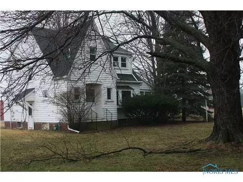 7538 Cedar Pt, Oregon, OH 43616 photo 2