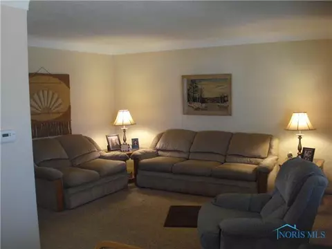 3920 Rohr, Toledo, OH 43613 photo 5