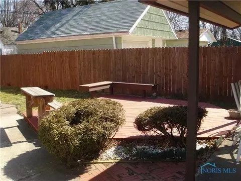 3920 Rohr, Toledo, OH 43613 photo 3