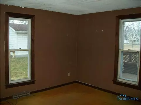 8949 Custar Rd, Custar, OH 43511 photo 6