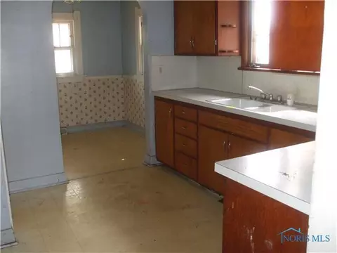 2017 Barrows, Toledo, OH 43613 photo 5