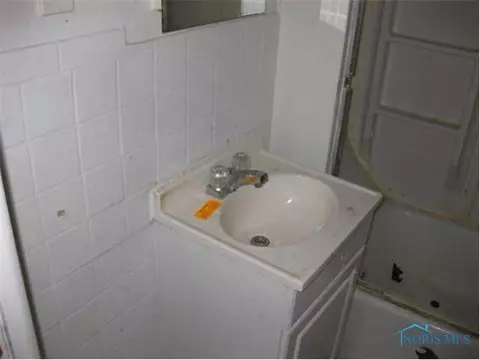 542 E Central, Toledo, OH 43608 photo 7