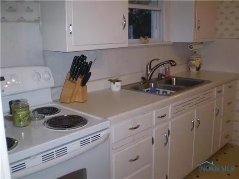 28230 E Broadway, Walbridge, OH 43465 photo 8
