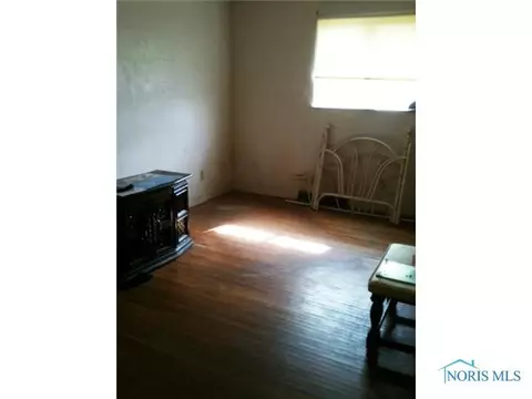 622 Searles, Toledo, OH 43607 photo 4