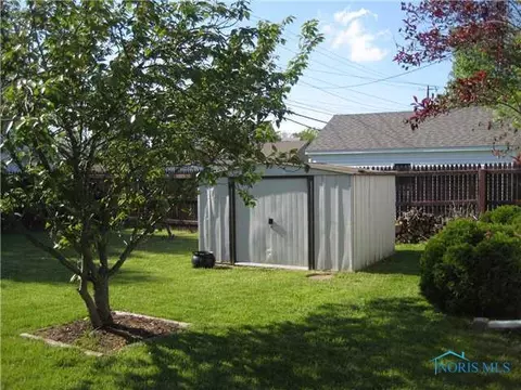 812 S Walnut, Bryan, OH 43506 photo 7