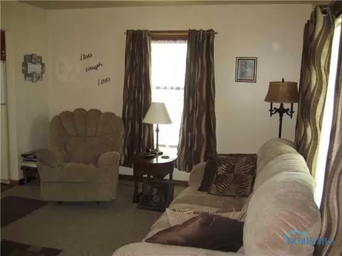 812 S Walnut, Bryan, OH 43506 photo 11