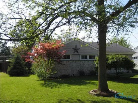 812 S Walnut, Bryan, OH 43506 photo 2