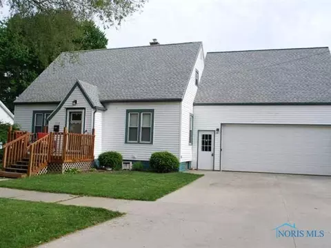 314 E Chestnut, Wauseon, OH 43567 photo 1